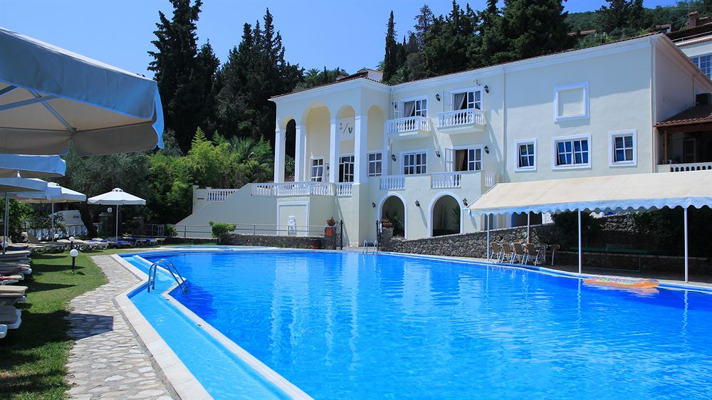 CORFU VILLAGE ***